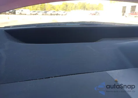 2005 Toyota Prius from USA, damaged, VIN JTDKB20UX53008582